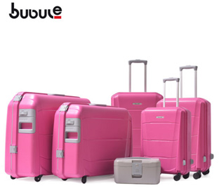 What is the difference between pp luggage and pc luggage？