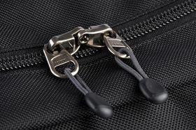 luggage zipper.jpg
